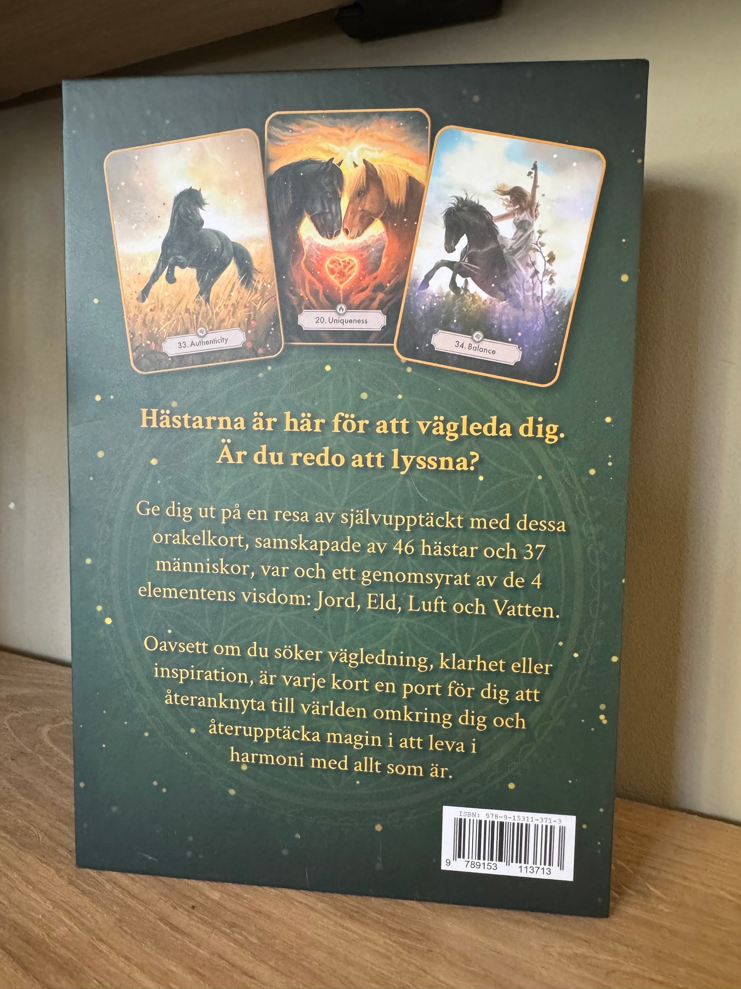 Hästarnas budskap - Orakel kortlek. Guld versionen! Svenska